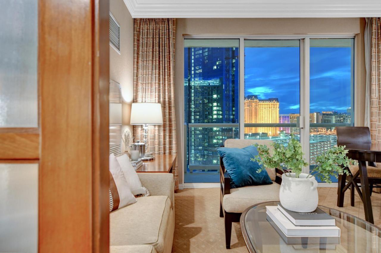 Suite City View