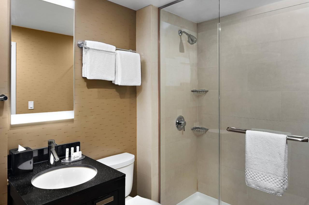 Quarto com Cama King-size