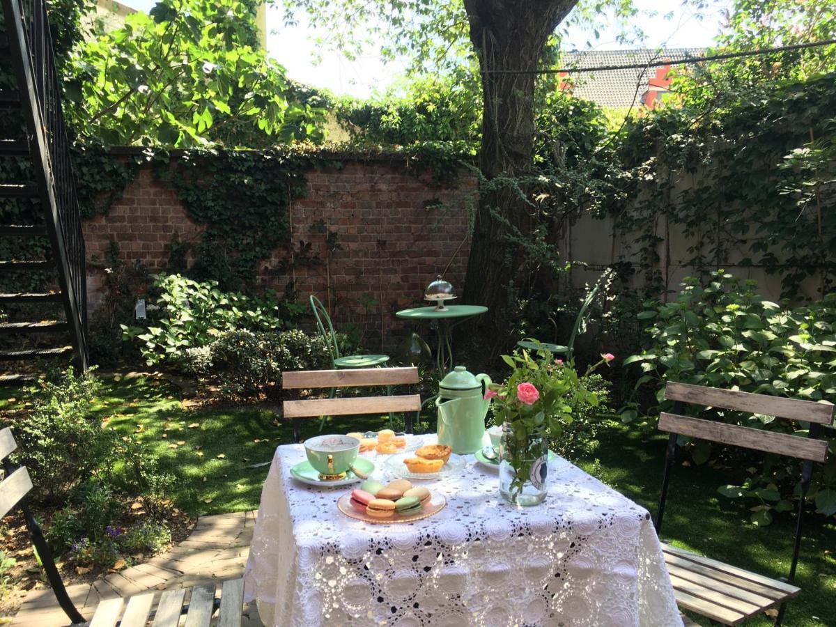 King Room Garden View