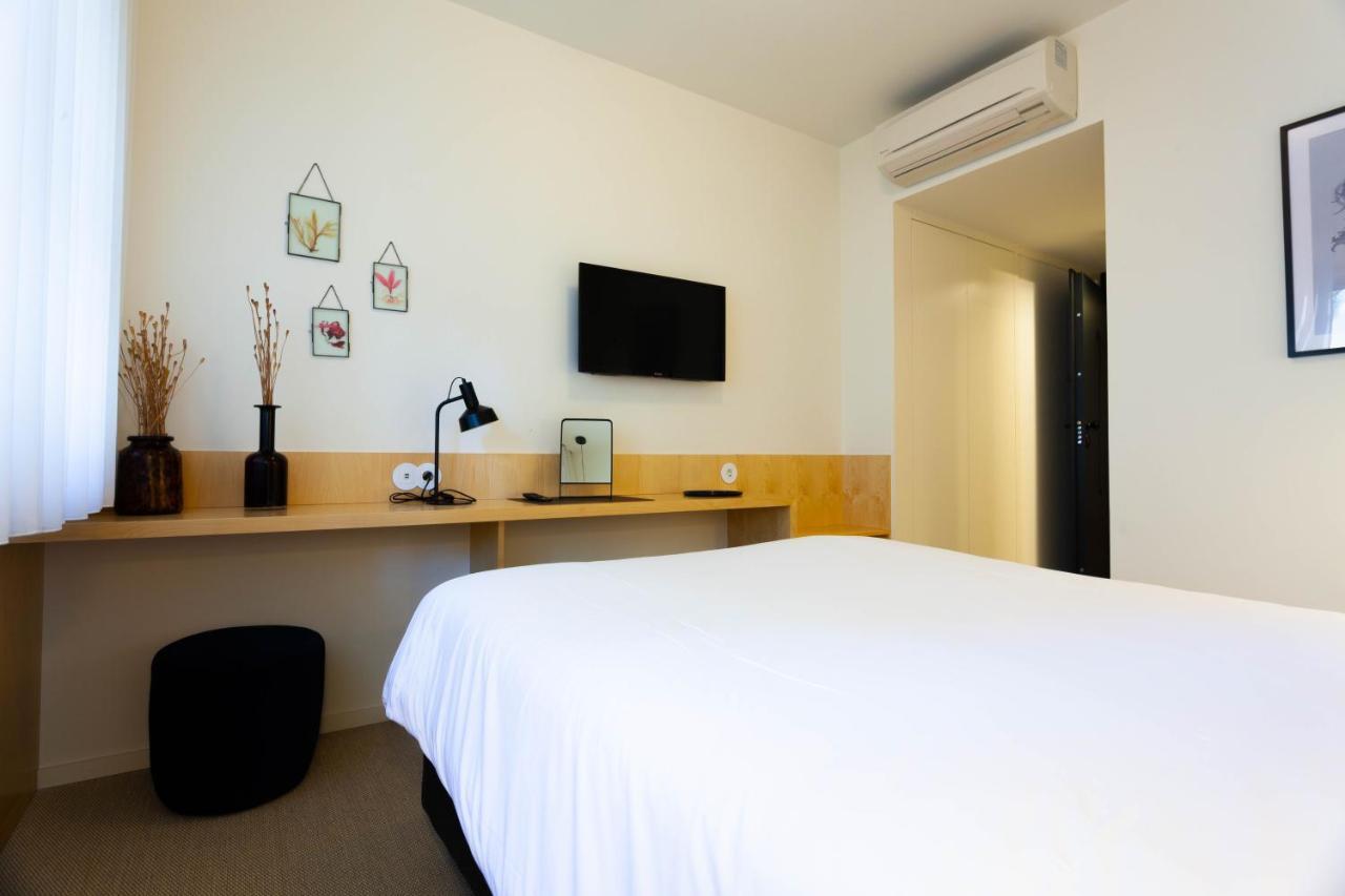 Standard King Room,1400999075:JPEG