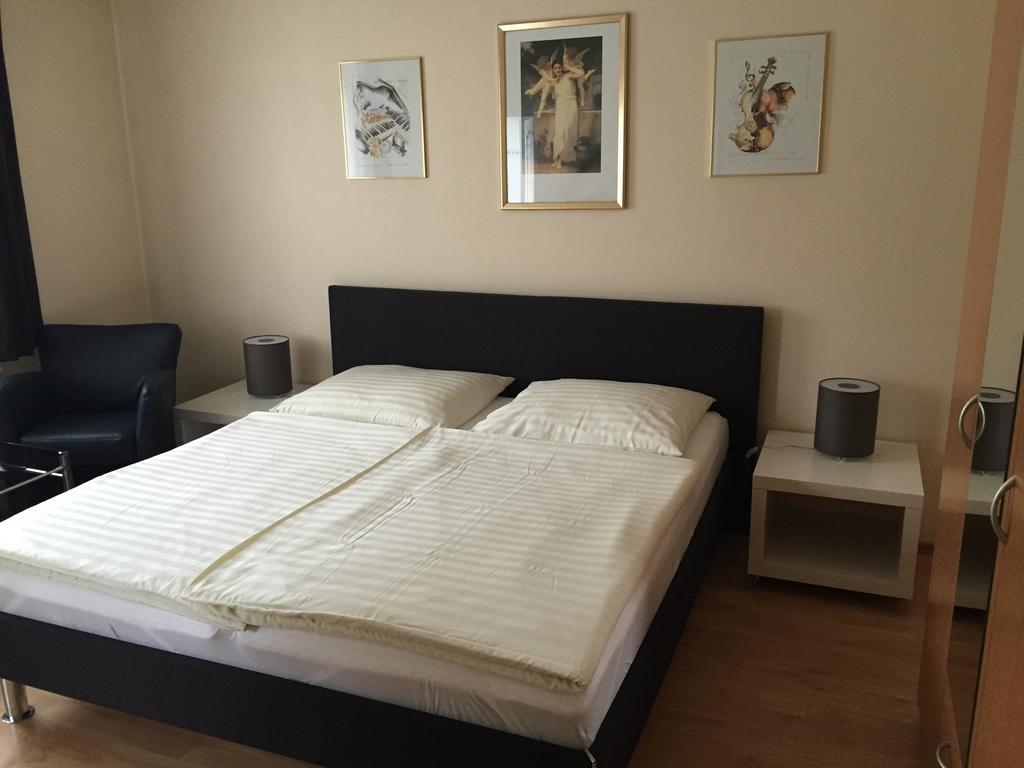 Double Room,140942367:JPEG