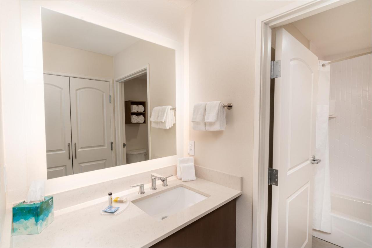 King Studio Suite