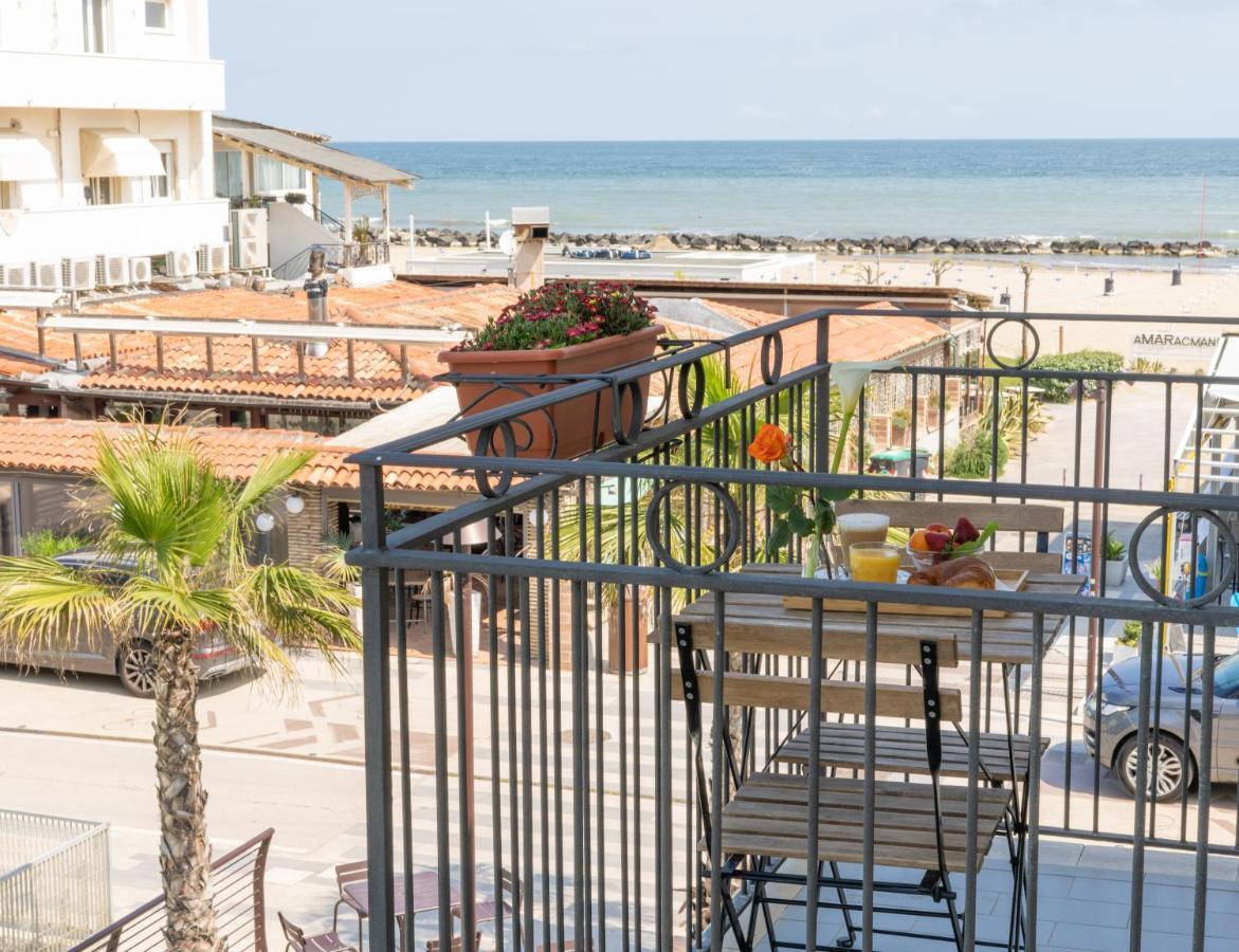Deluxe Double or Twin Room Sea View