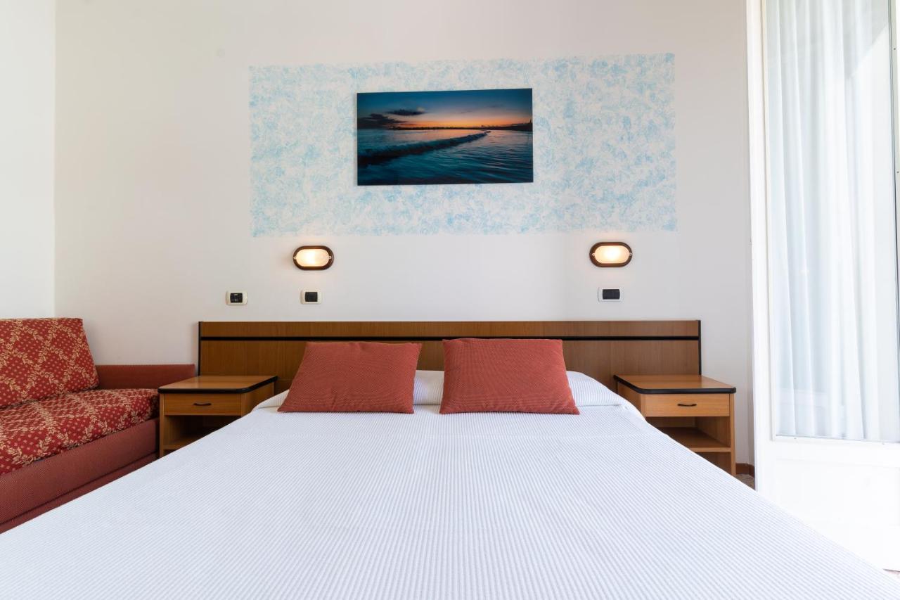 Double or Twin Room Balcony
