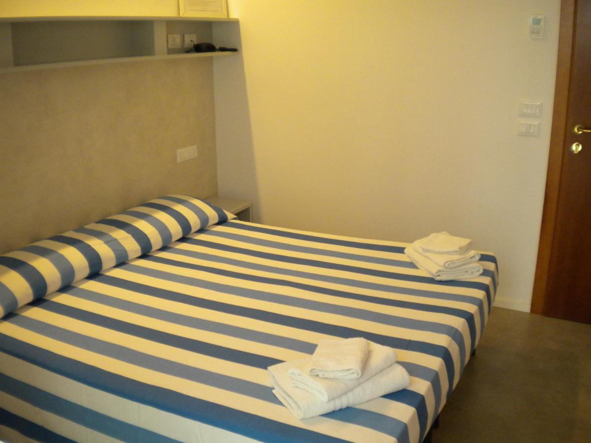 Double Room,958444765:JPEG