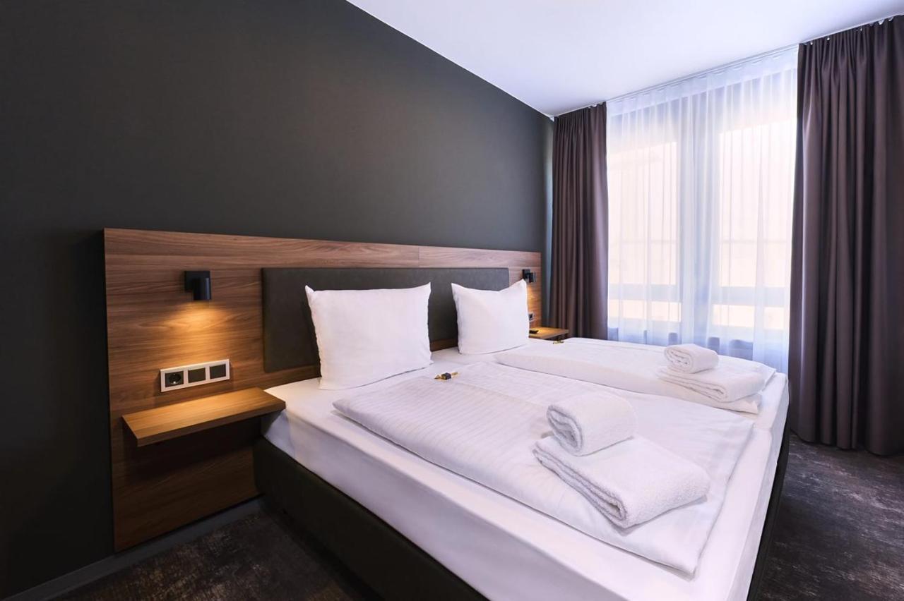 Deluxe Double Room Extra Bed