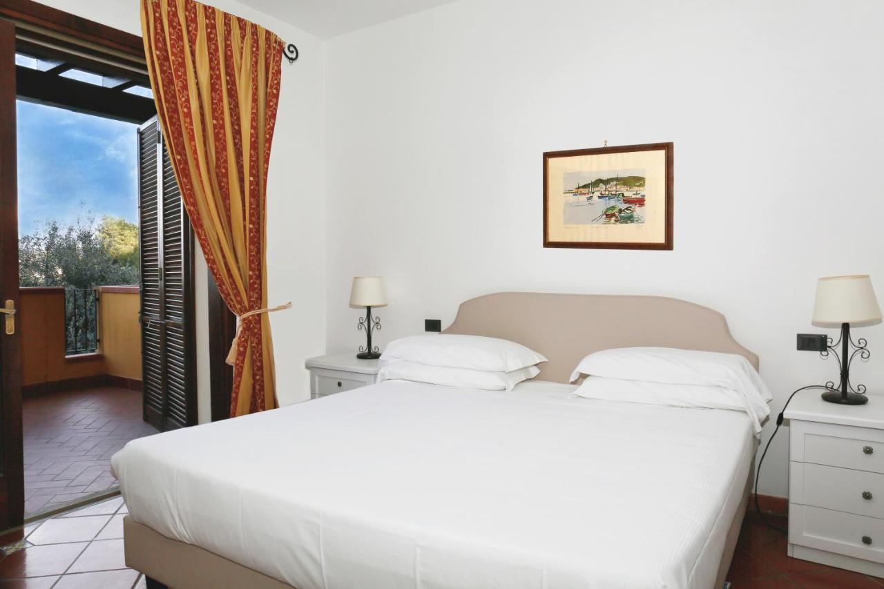 Double Room with Sea View,1447788940:JPEG