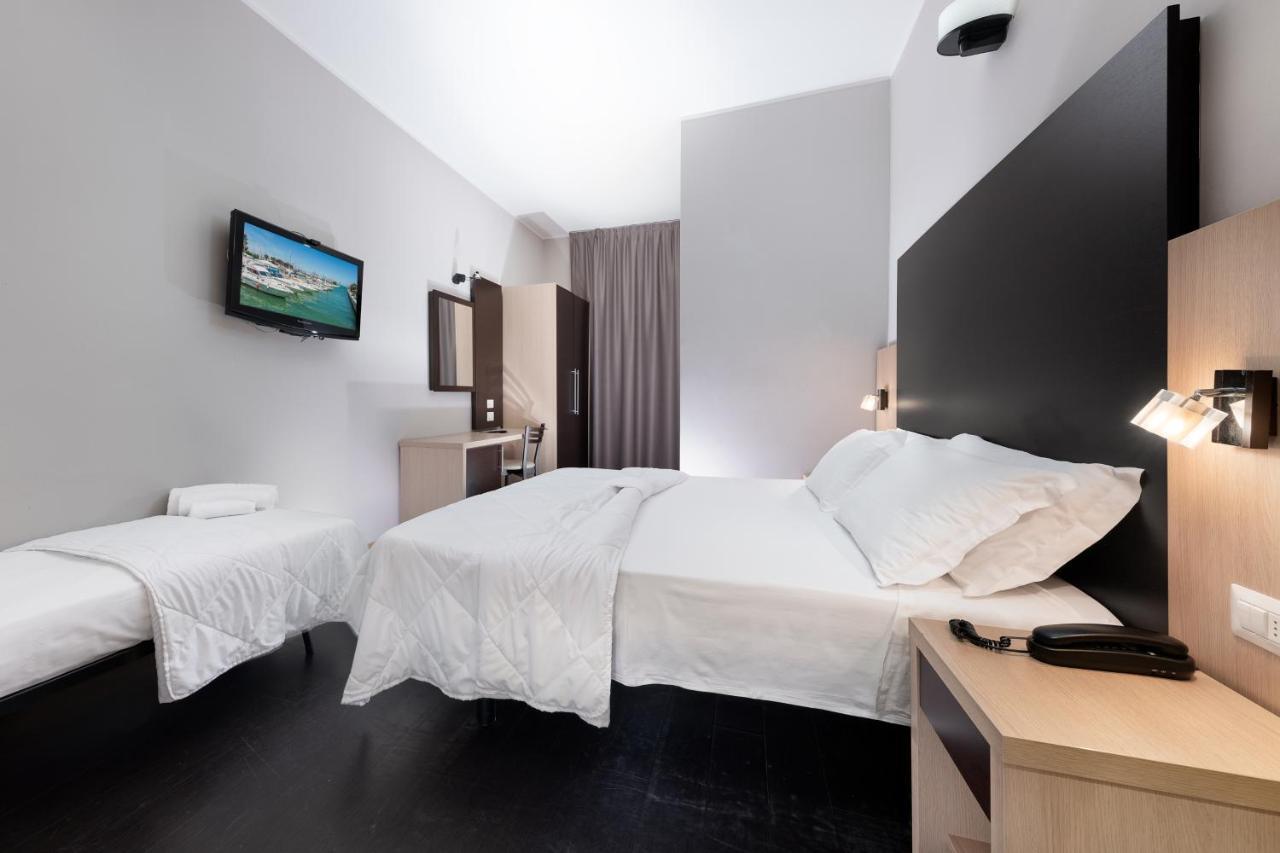Comfort Triple Room