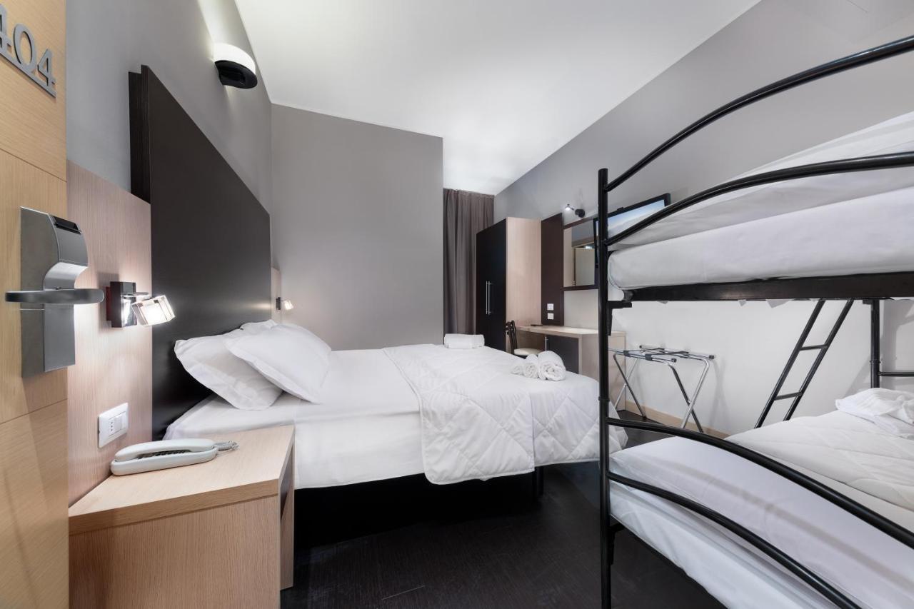 Comfort Triple Room