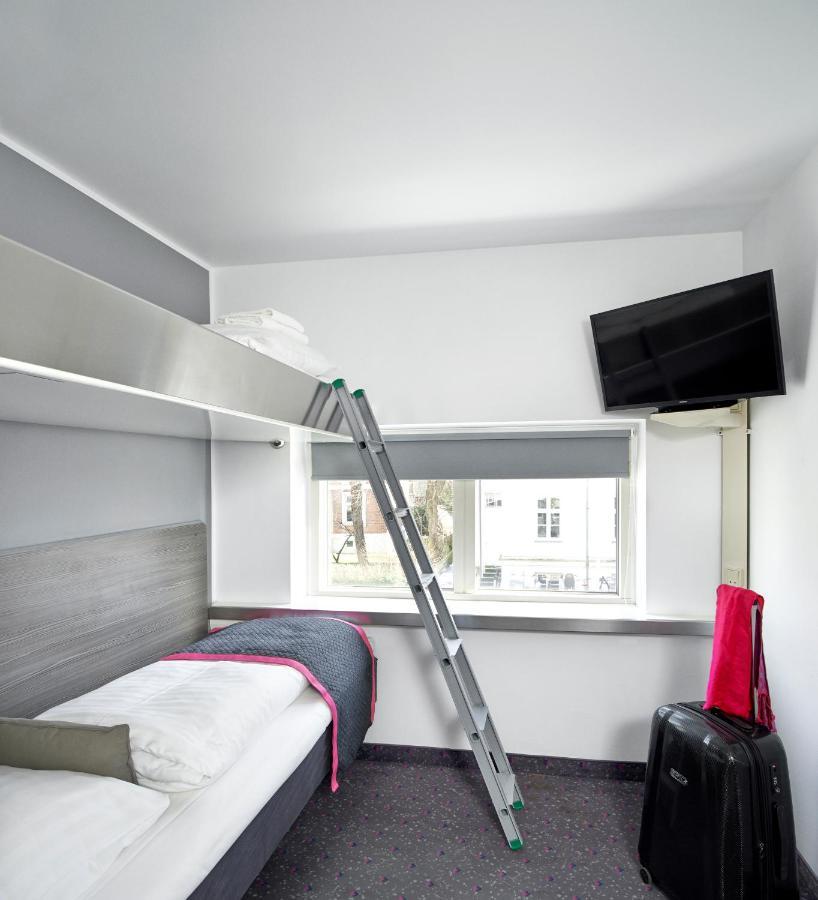 Standard Twin Room,918375244:JPEG
