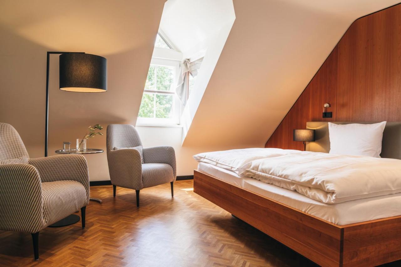 Small double room sloping roof,433995627:JPEG
