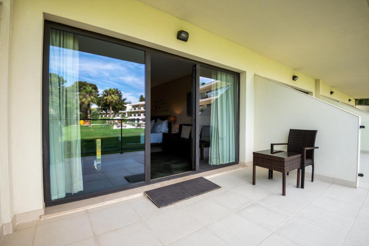 Double or Twin Room Pool View