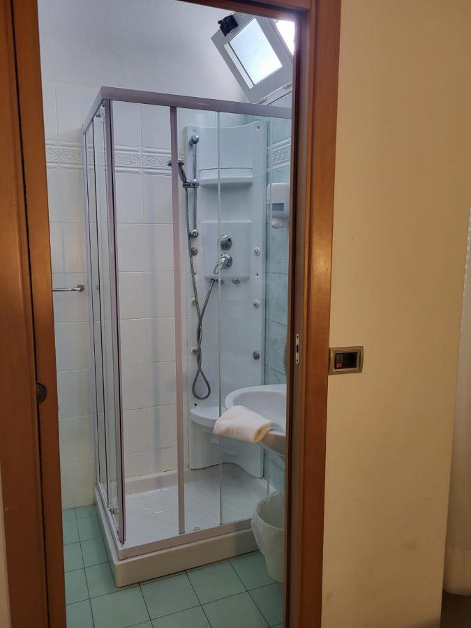 Comfort Quadruple Room,1404537857:JPEG