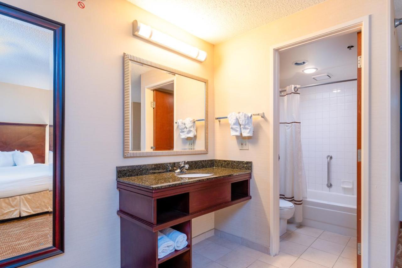 Mini Suite Two Queen Beds