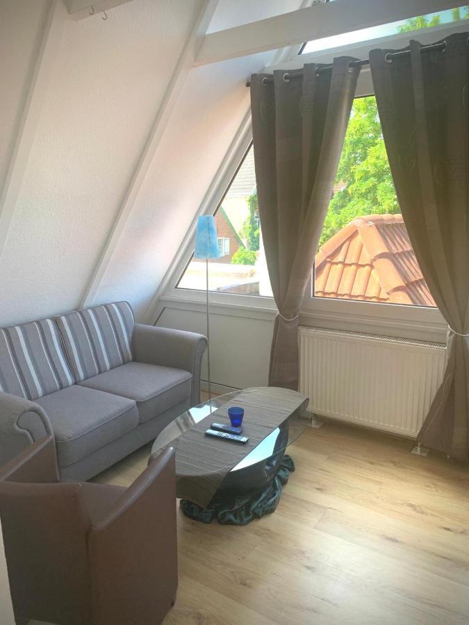 Double Room neighbouring Building,1580155893:JPEG