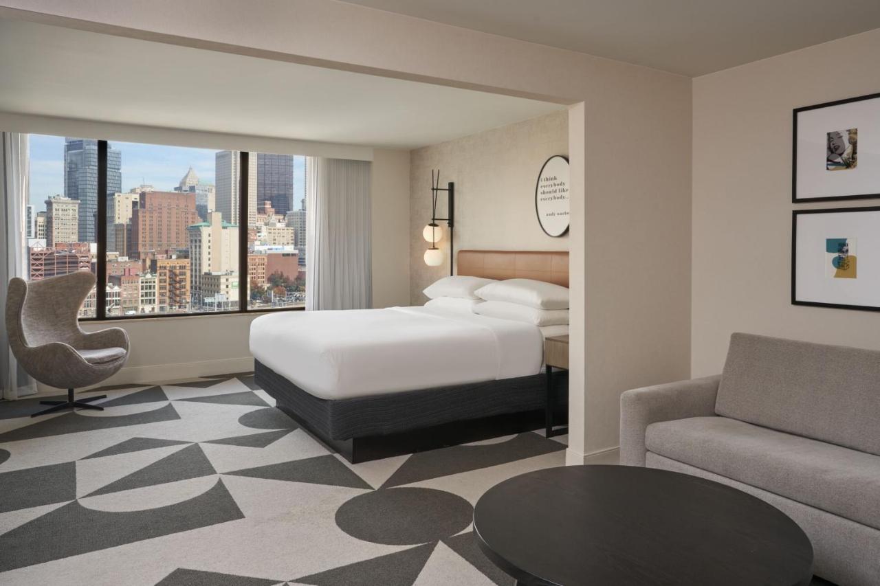 Corner Suite
