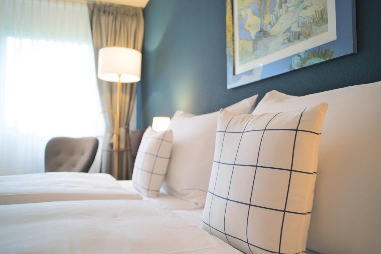 Superior Twin Room,1404927236:JPEG