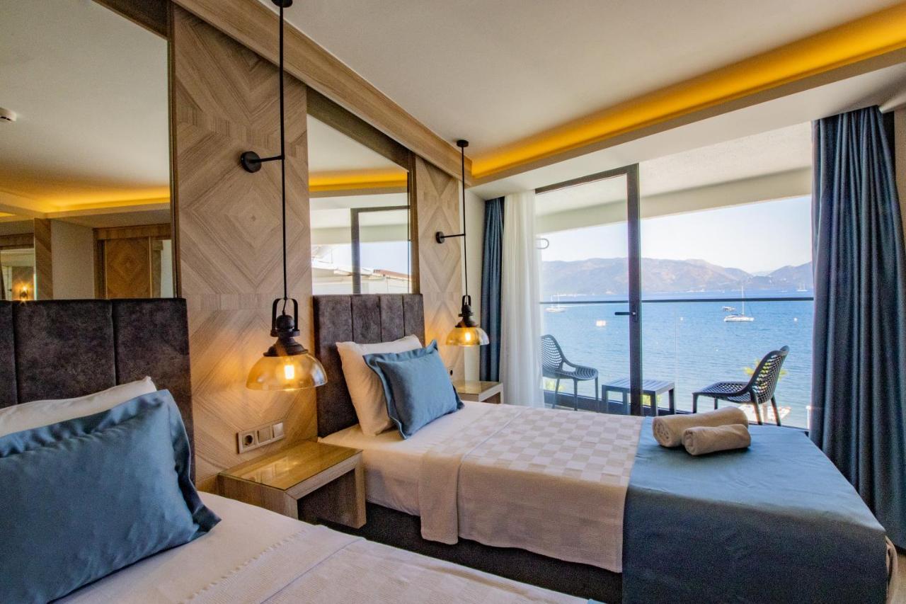 Deluxe Double or Twin Room Sea View