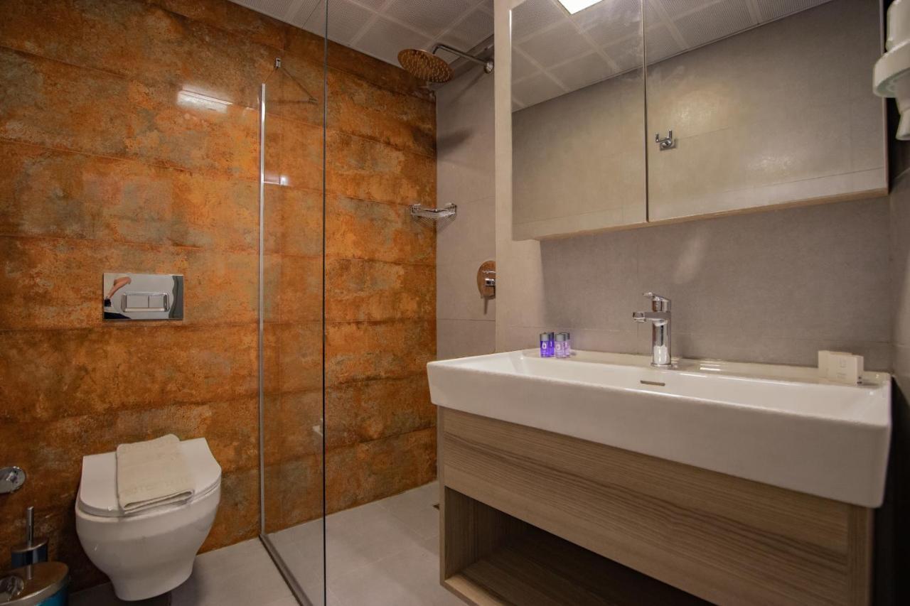 Deluxe Double or Twin Room Garden View