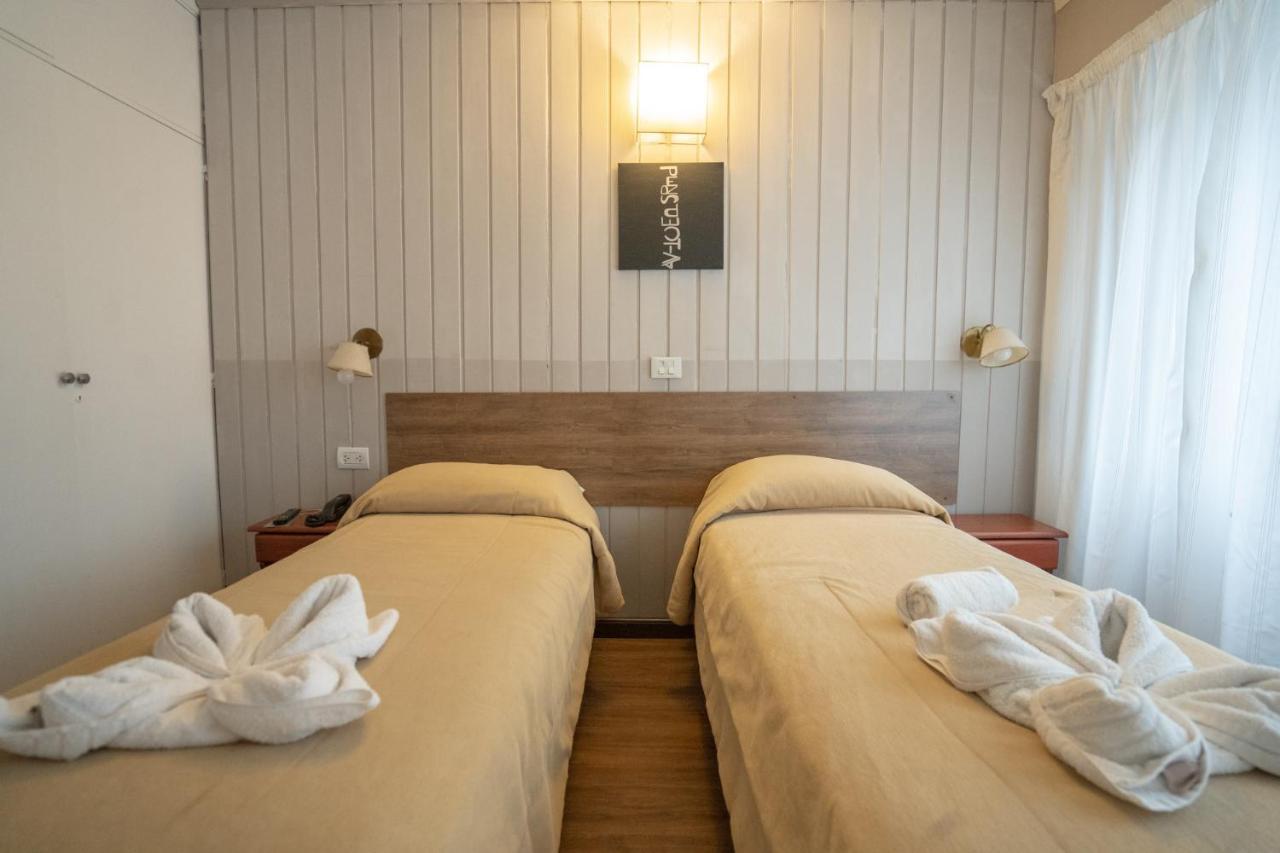 Standard Twin Room,1405258988:JPEG