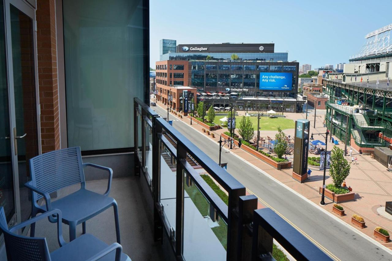 Junior Suite Ballpark View