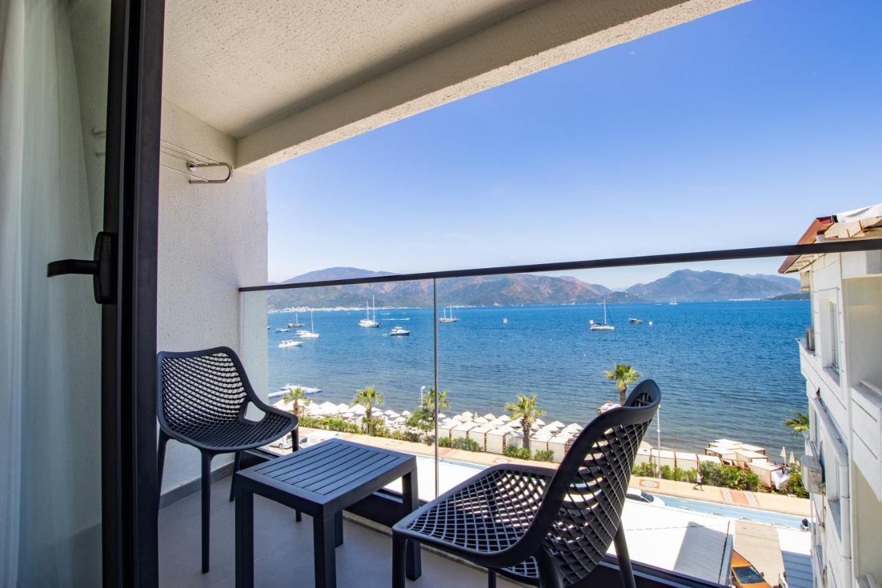 Deluxe Double or Twin Room Sea View
