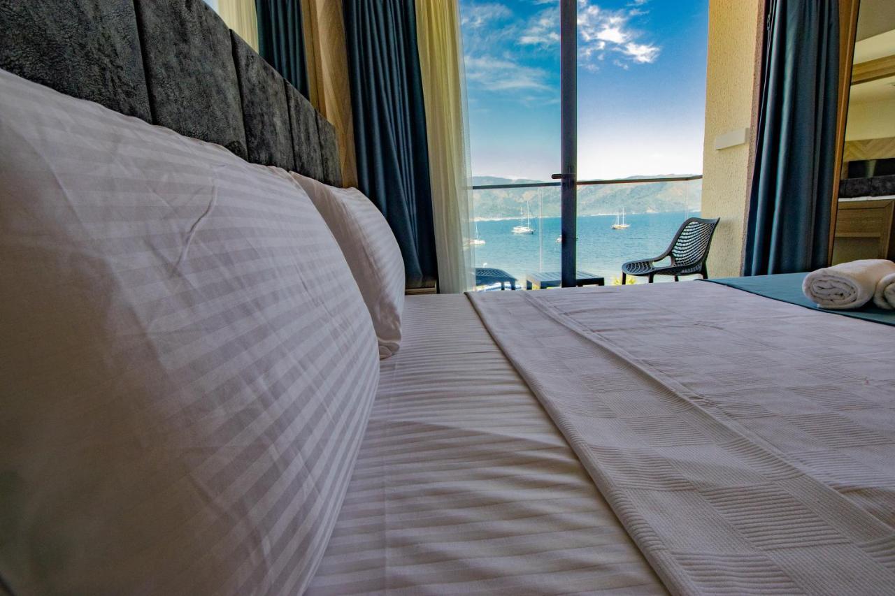 Deluxe Double or Twin Room Sea View