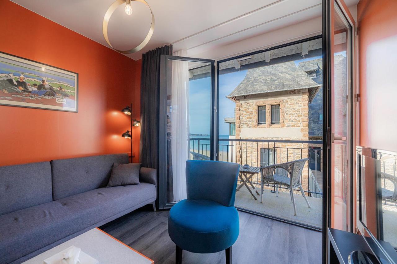 Apartment Partial Sea View Balcony