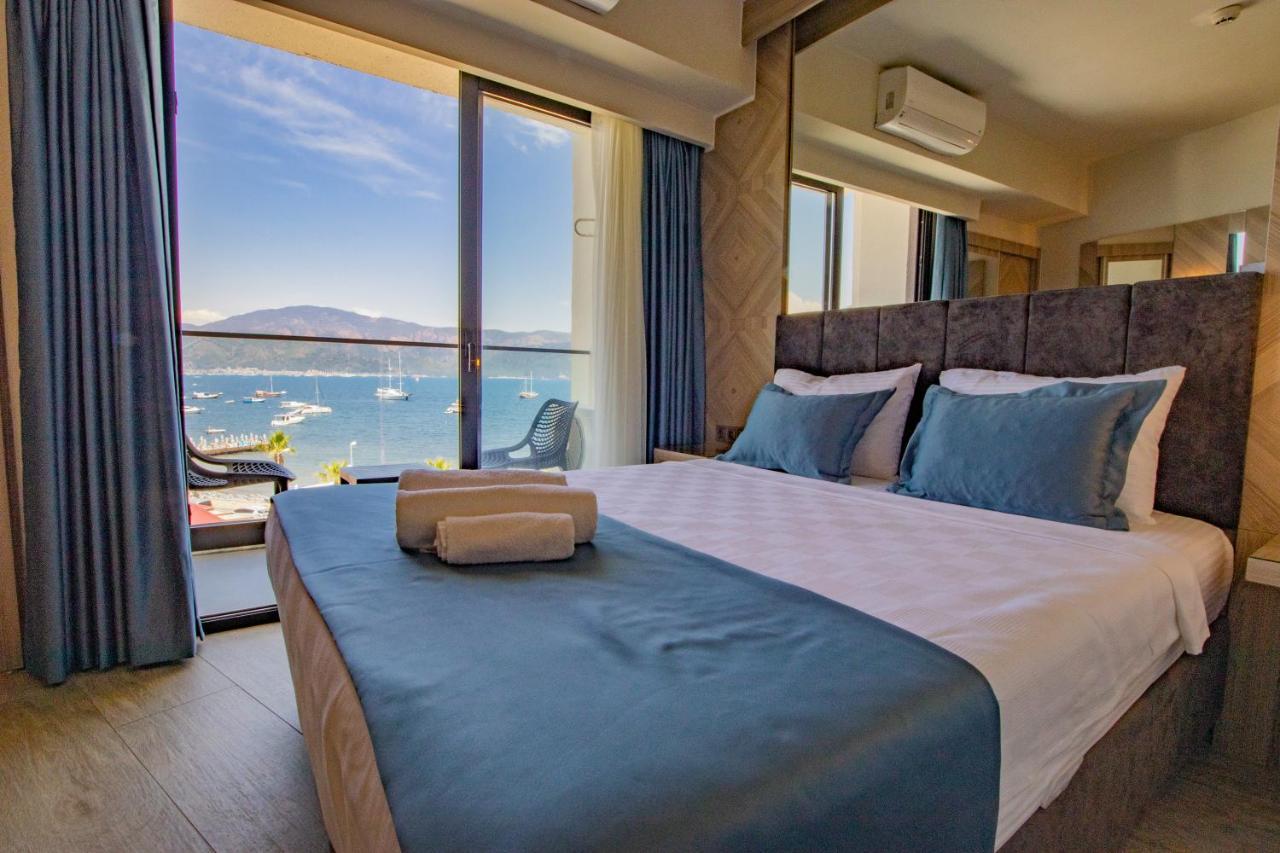 Deluxe Double or Twin Room Sea View