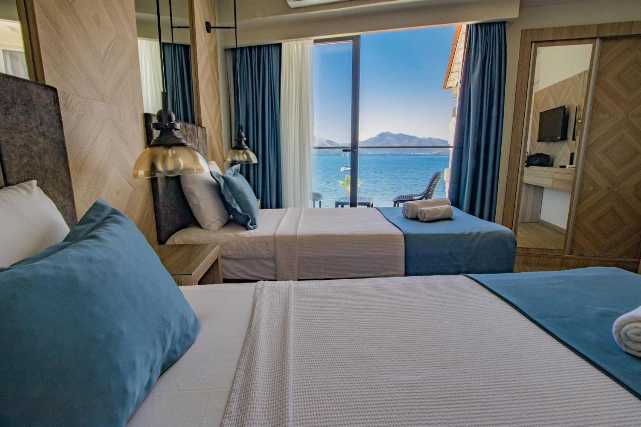 Deluxe Double or Twin Room Sea View