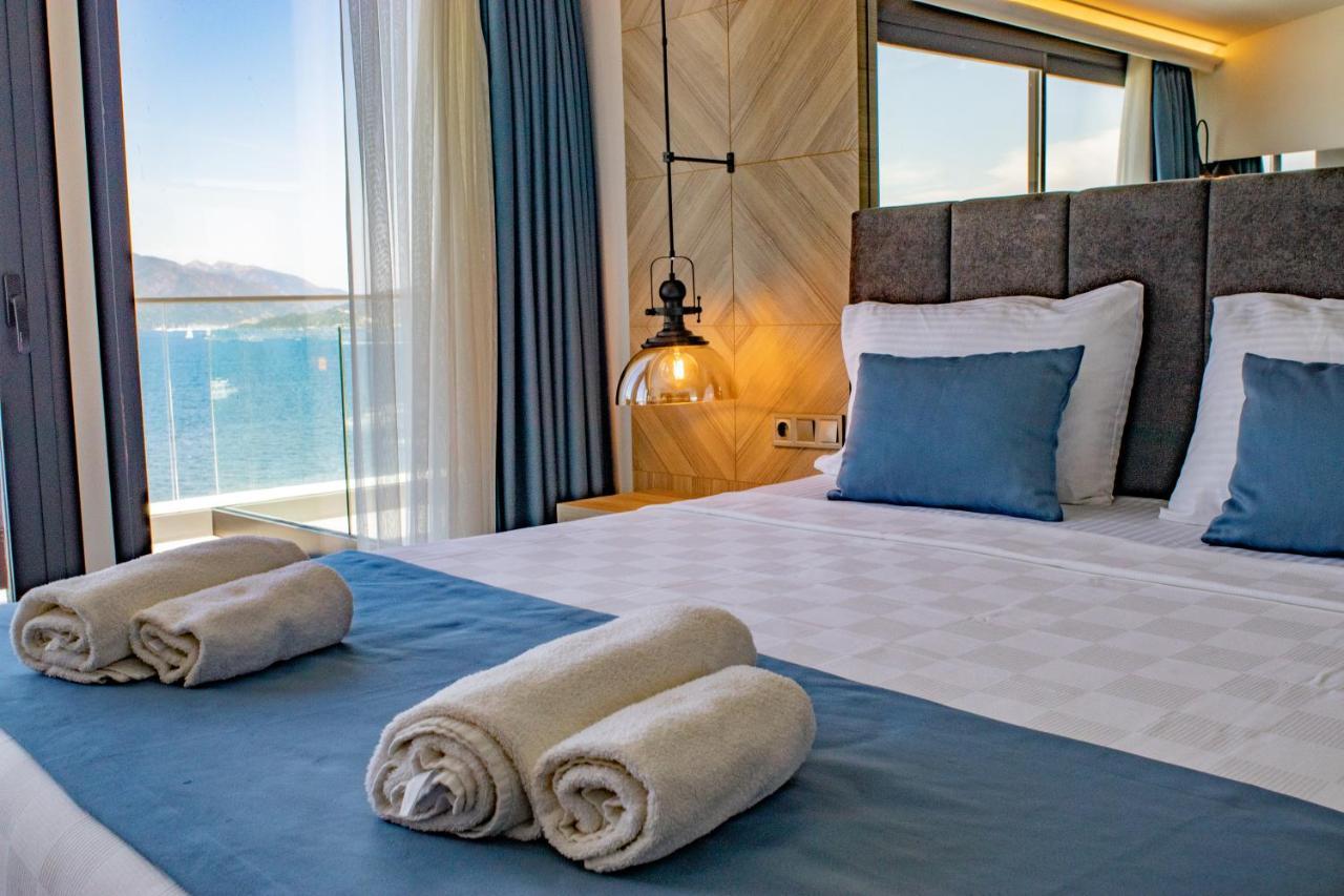 Deluxe Double or Twin Room Sea View