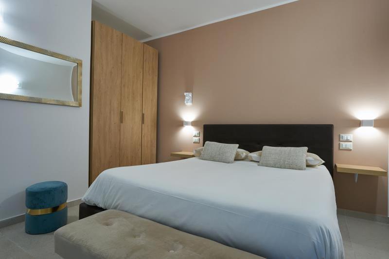 Double Room with Patio,1405833800:JPEG