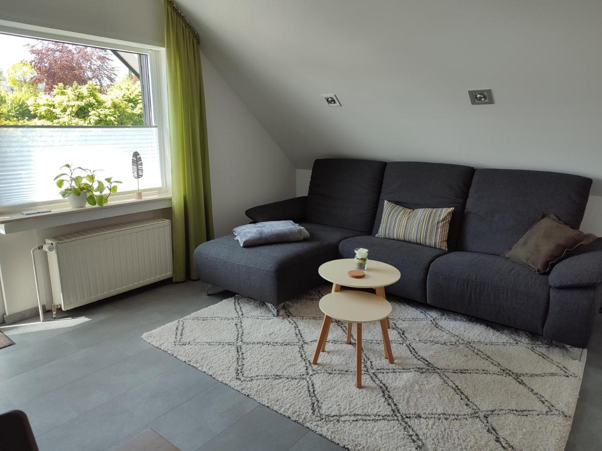One-Bedroom Apartment,1413857933:JPEG