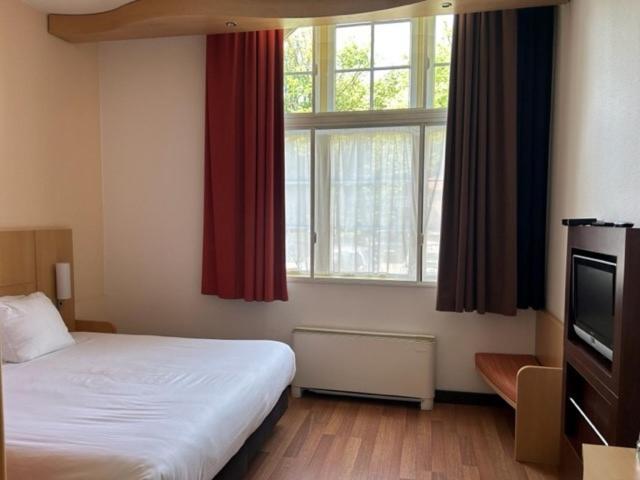 Standard Double Room,1414138532:JPEG