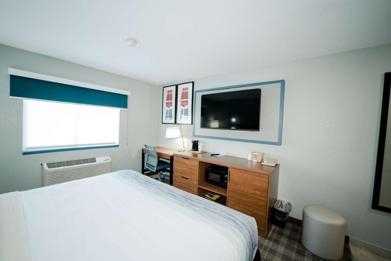 King Room - Non-Smoking