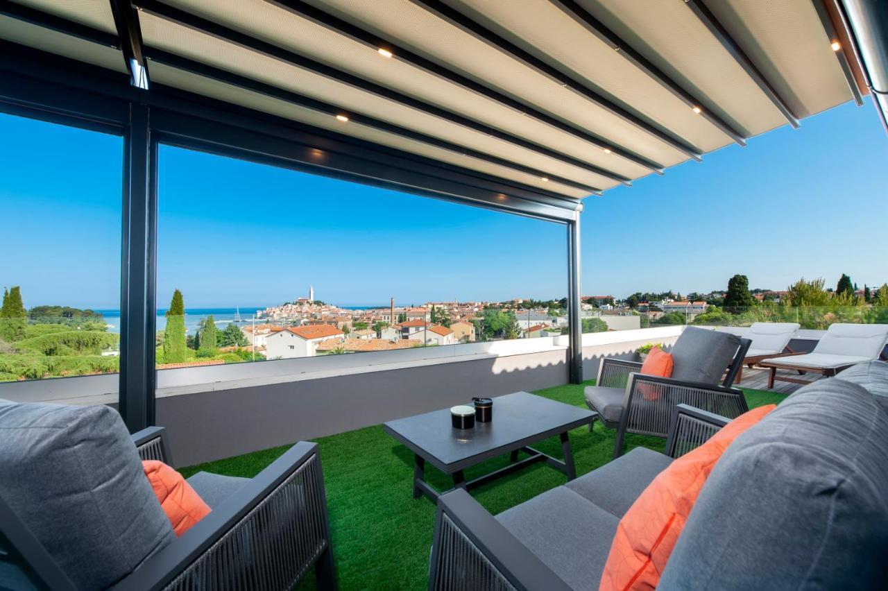 Penthouse private Jacuzzi,1407525356:JPEG