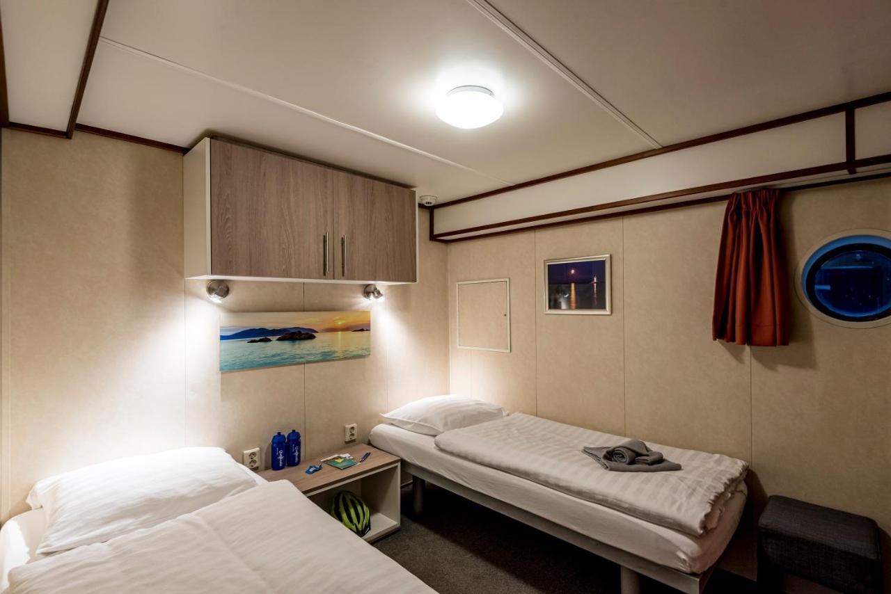 Double Room Private Bathroom
