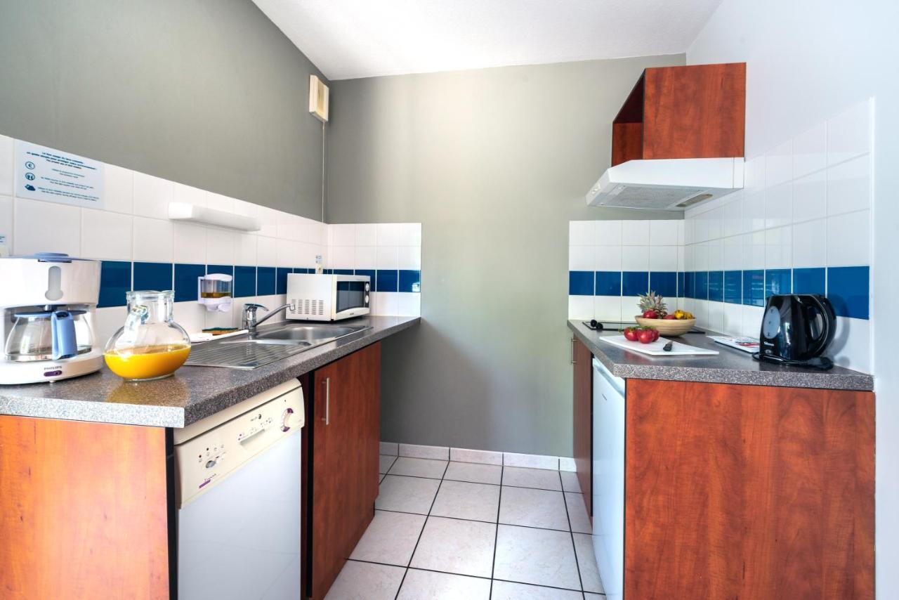 One Bedroom Apartment
