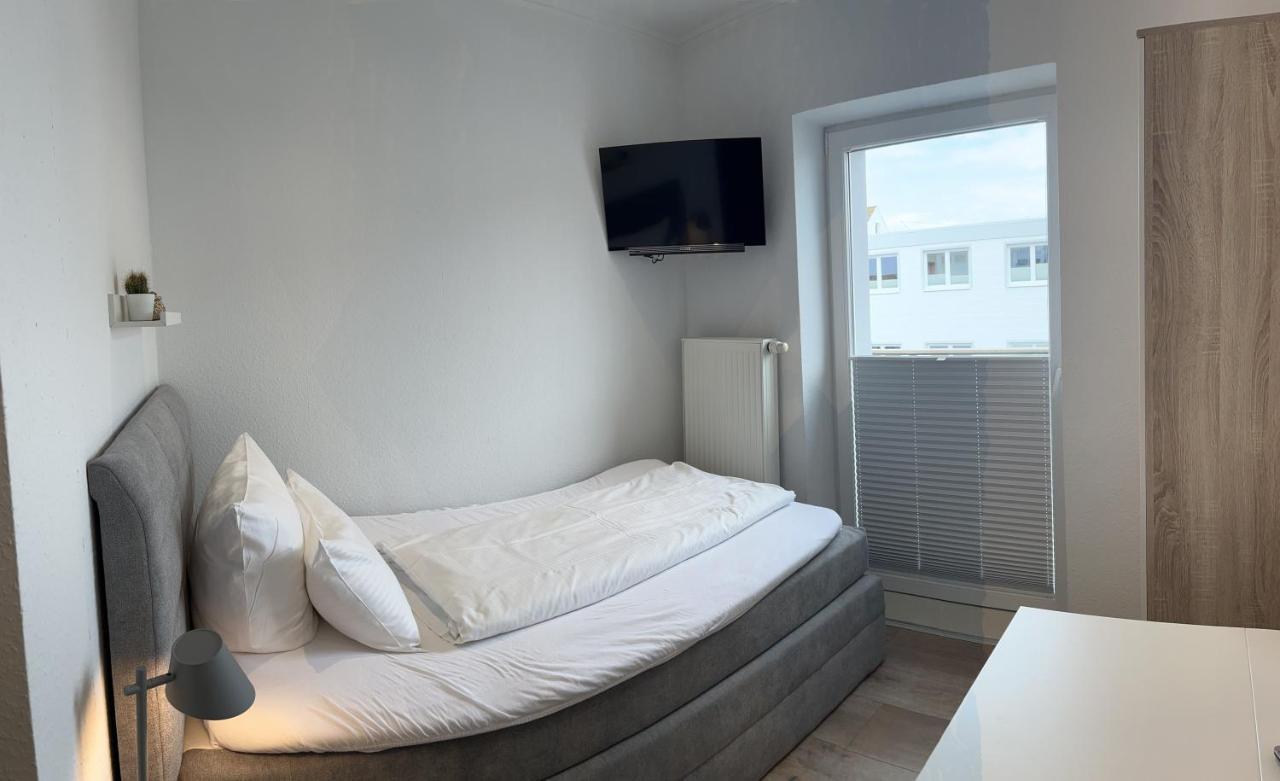 Single Room with Balcony