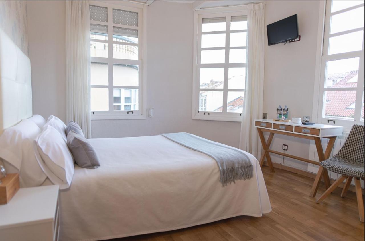 Queen Room,1772184902:JPEG
