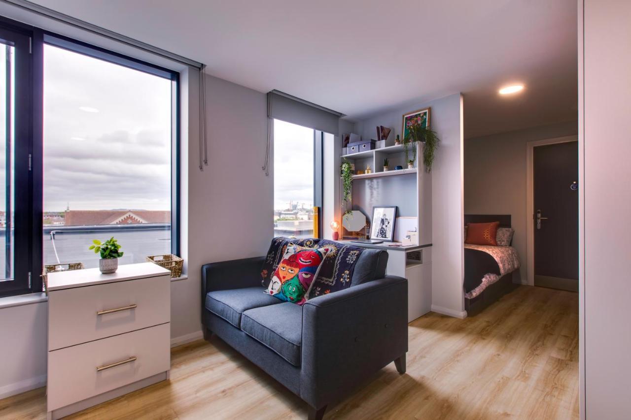 Standard Studio