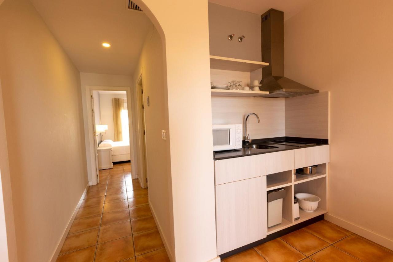 One-Bedroom Apartment,1410484637:JPEG