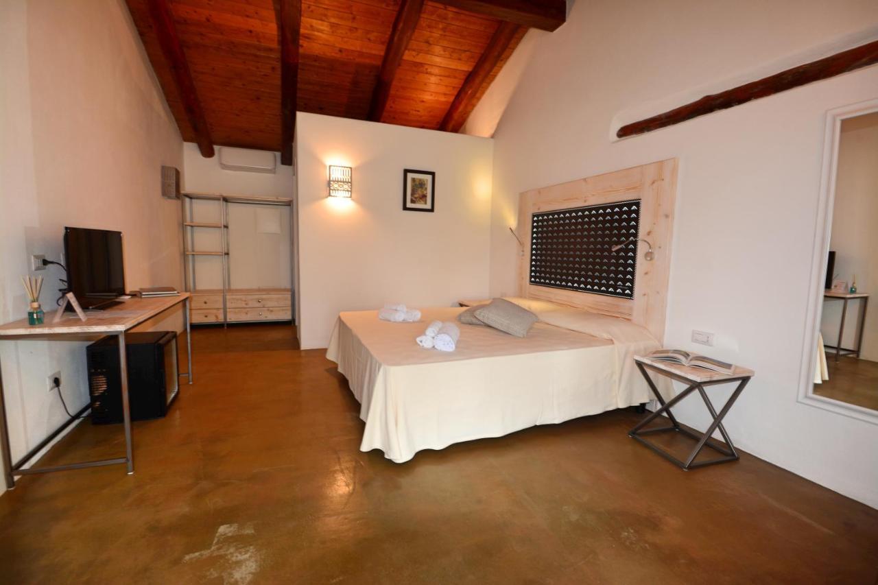 Superior Double Room,1417811043:JPEG