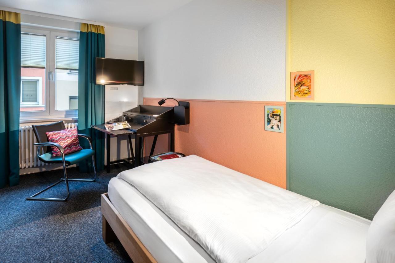 Single Room