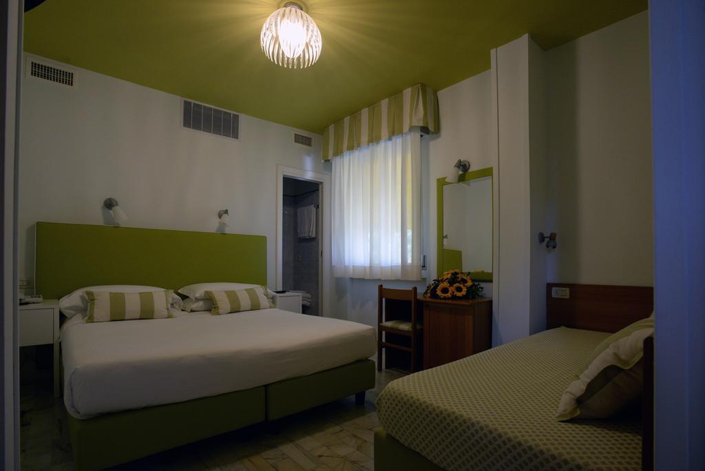 Triple Room Balcony