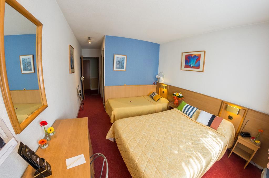 Triple Room,147668003:JPEG