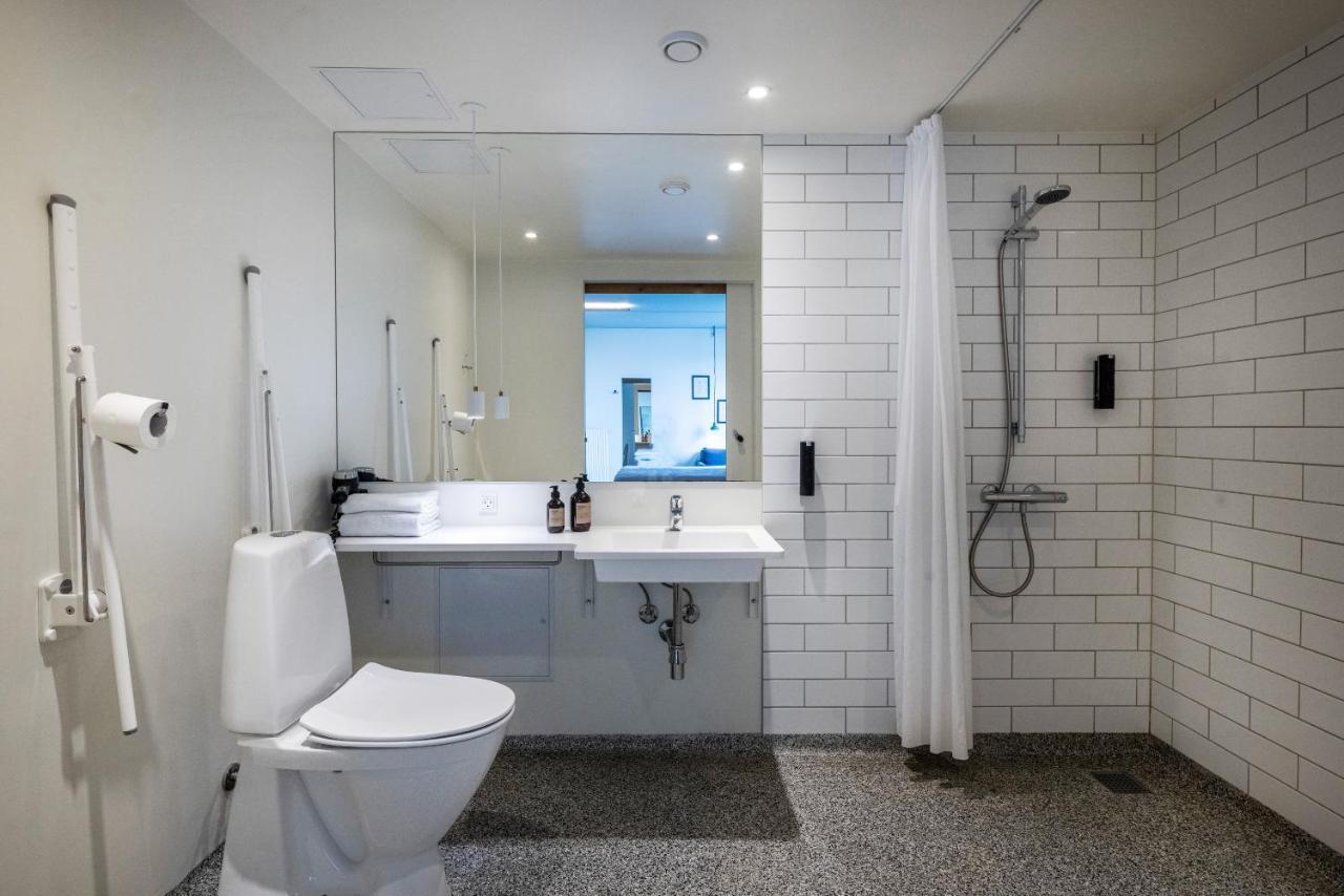 Standard Accessible Room
