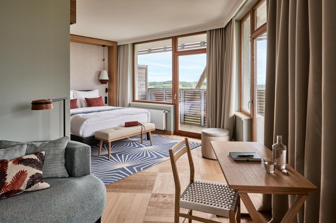Junior Suite Deluxe with Balcony,1588065118:JPEG