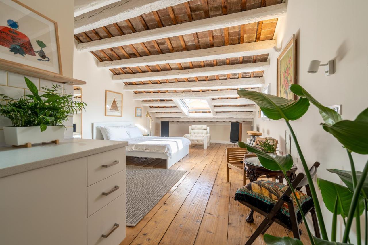One-Bedroom Suite City View