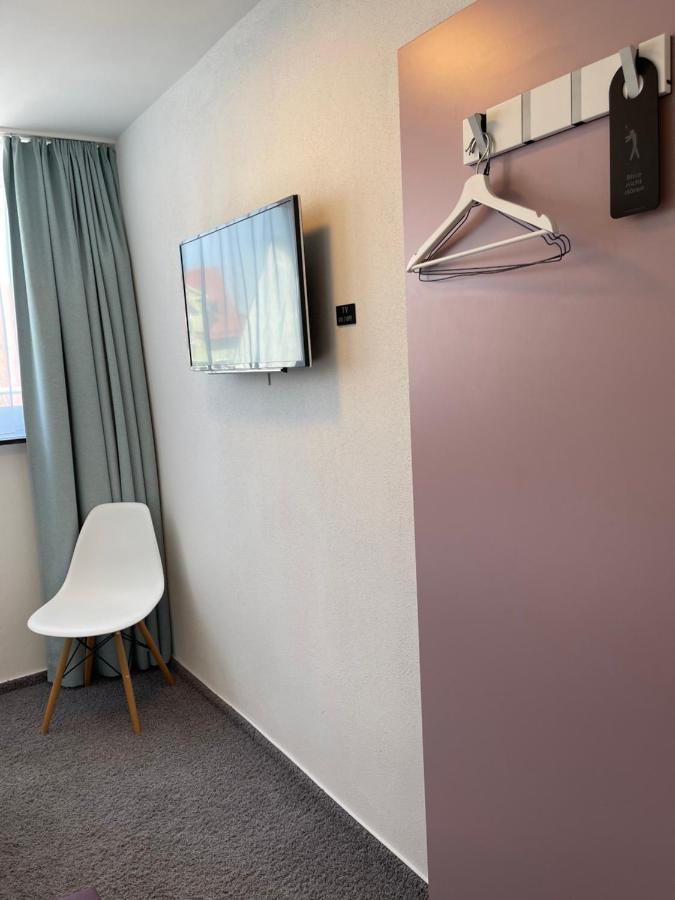 Budget Single Room